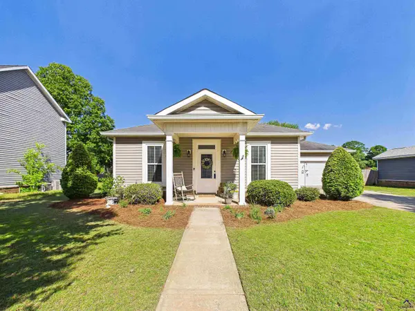 216 Charlestown Way, Bonaire, GA 31005