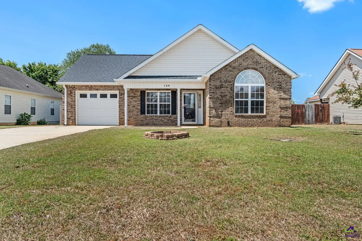 124 Cedarland Drive, Warner Robins, GA 31088 - #1