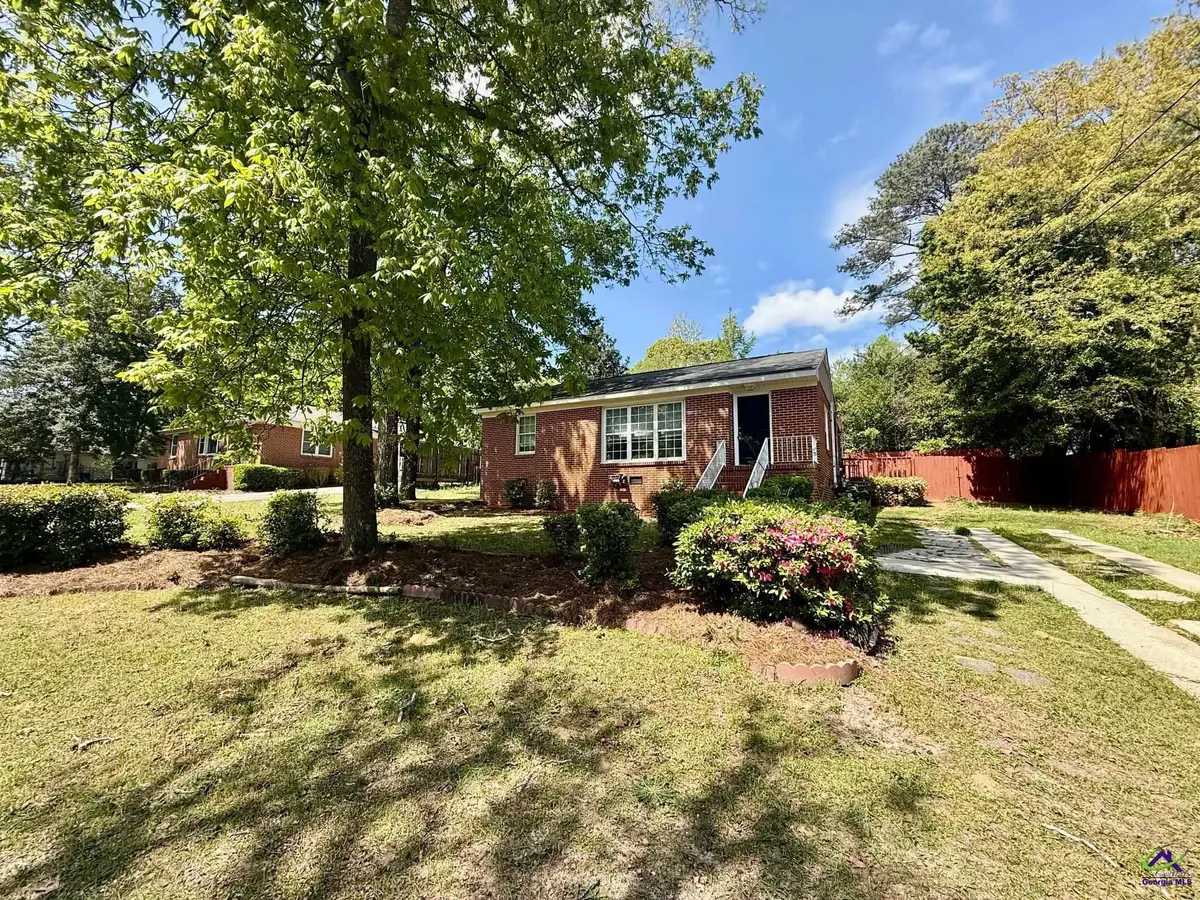 106 Benton Avenue, Warner Robins, GA 31088 - #1