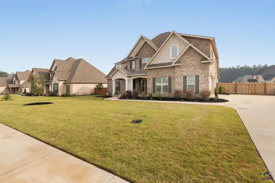 315 Woodlands Boulevard, Kathleen, GA 31047 - #2