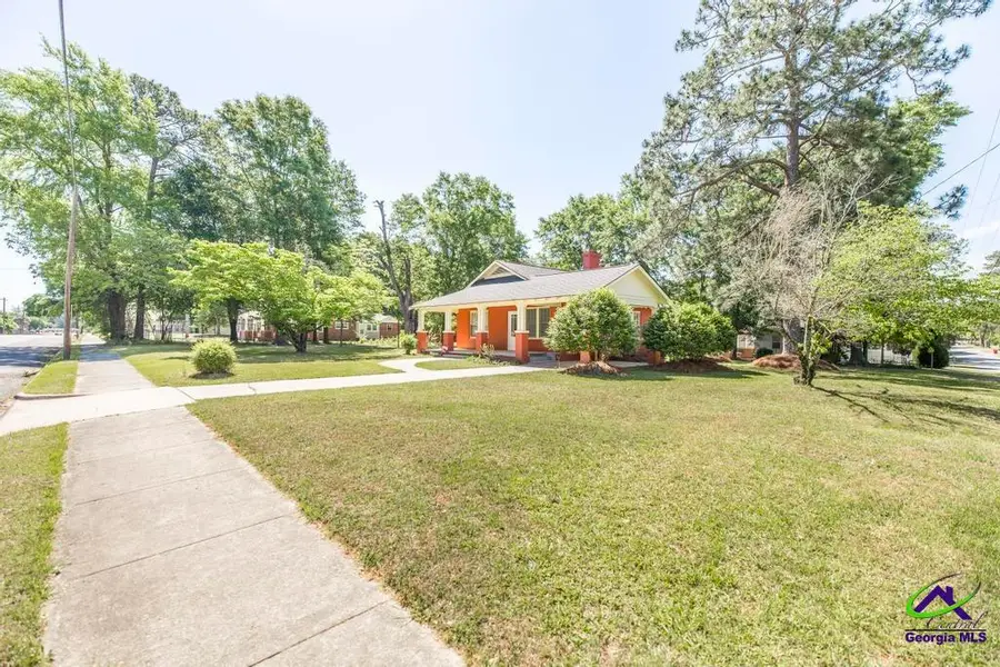197 Commerce Street, Hawkinsville, GA 31036 - #2