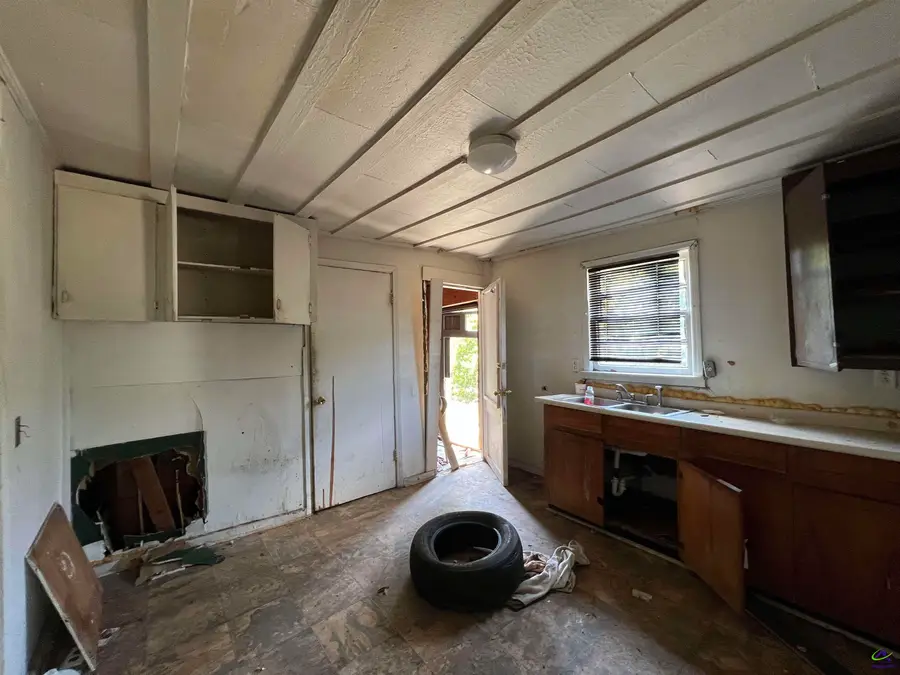 920 W Richmond Street, Macon, GA 31206 - #3
