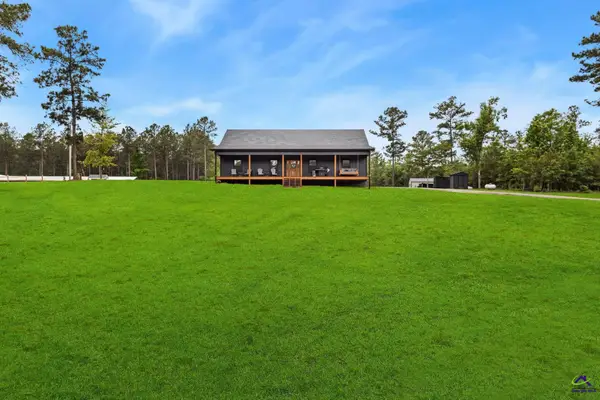 51 N Prong Rd, Swainsboro, GA 30401