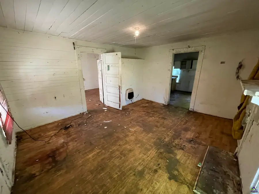 129 N Seventh Street, Cochran, GA 31014 - #3
