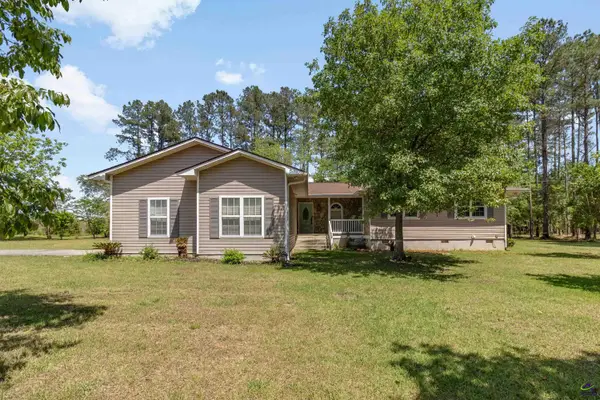 2049 Willow Lake Road, Fort Valley, GA 31030