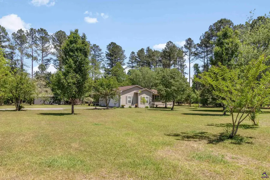 2049 Willow Lake Road, Fort Valley, GA 31030 - #3