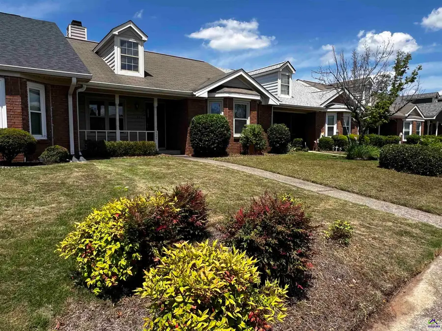 324 Willamsburg Avenue, Warner Robins, GA 31088 - #2