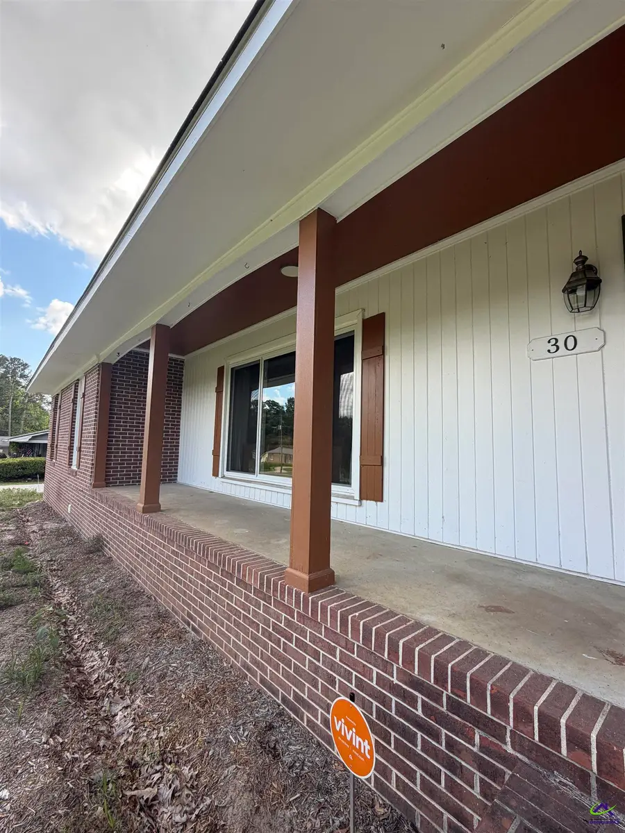 30 Daniel Street, Hawkinsville, GA 31036 - #2