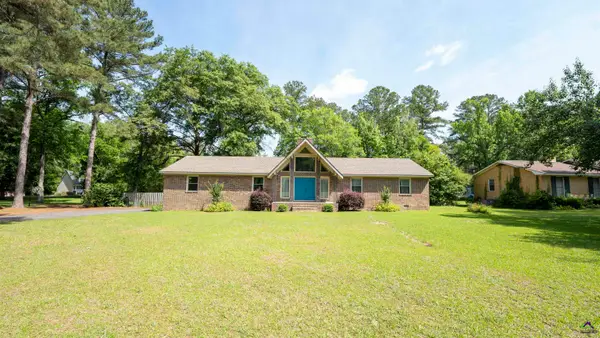 121 Robert Drive, Cochran, GA 31014