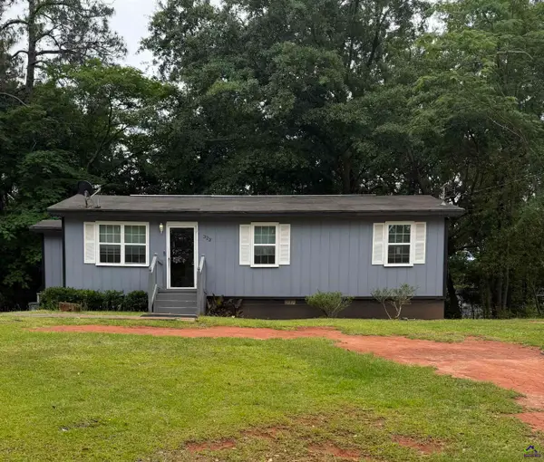 323 Peach Circle, Fort Valley, GA 31030