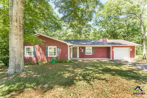 228 Lake Placid Drive, Bonaire, GA 31005