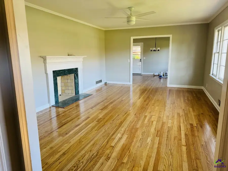 116 W LEWIS Street, Cochran, GA 31014 - #3