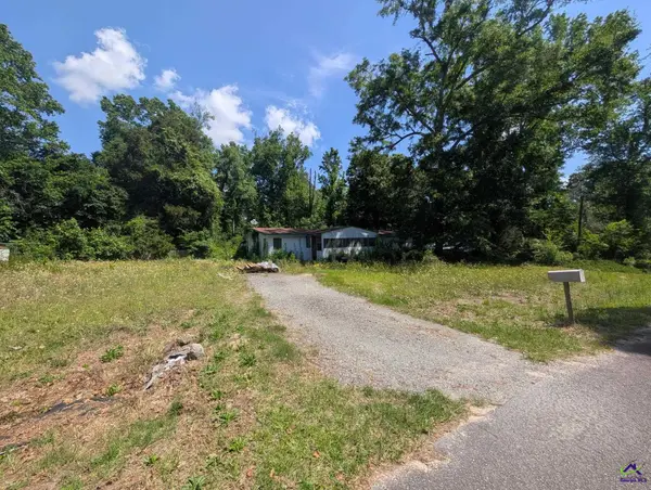 304 Little Farm Lane, Kathleen, GA 31047