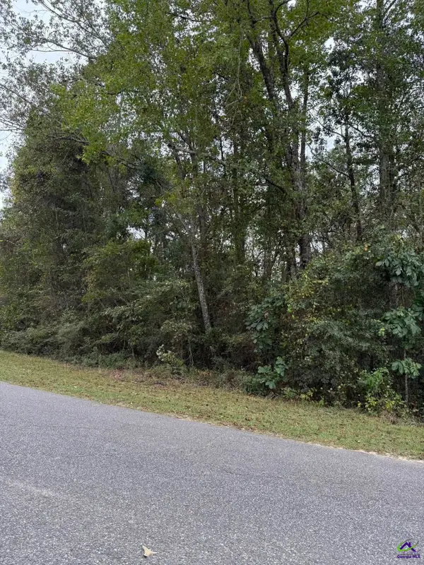 Woodhaven Road, Fort Valley, GA 31030