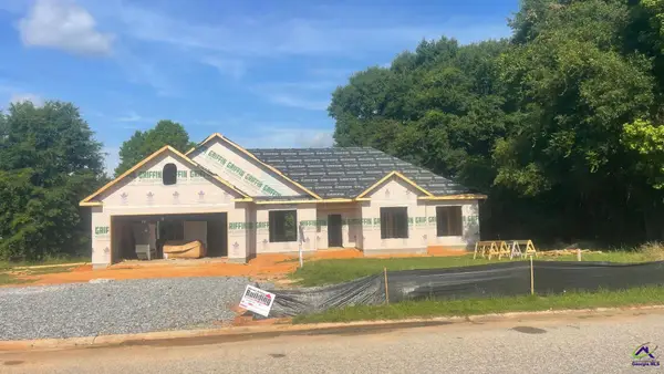2034 Melrose Place, Kathleen, GA 31047