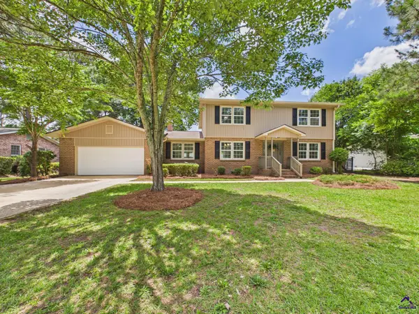 1011 Country Club Road, Perry, GA 31069