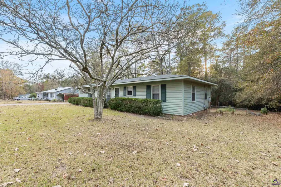 89 jordan Drive, Hawkinsville, GA 31036 - #2