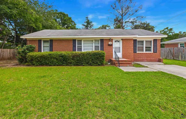 103 Woodlawn Avenue, Warner Robins, GA 31093