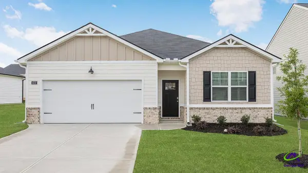 1121 Adirondac Way, Bonaire, GA 31005