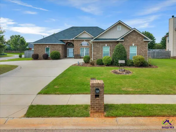 300 Post Oak Way, Warner Robins, GA 31088
