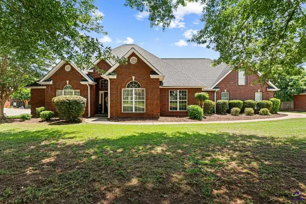 222 Audrey Way, Kathleen, GA 31047