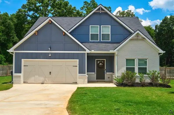 110 Corn Field Circle, Perry, GA 31069