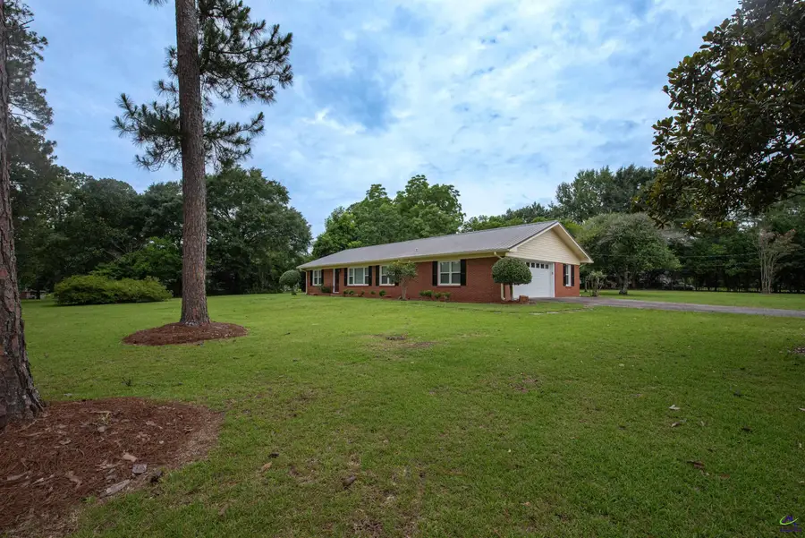 281 Peggy Drive, Fort Valley, GA 31030 - #2