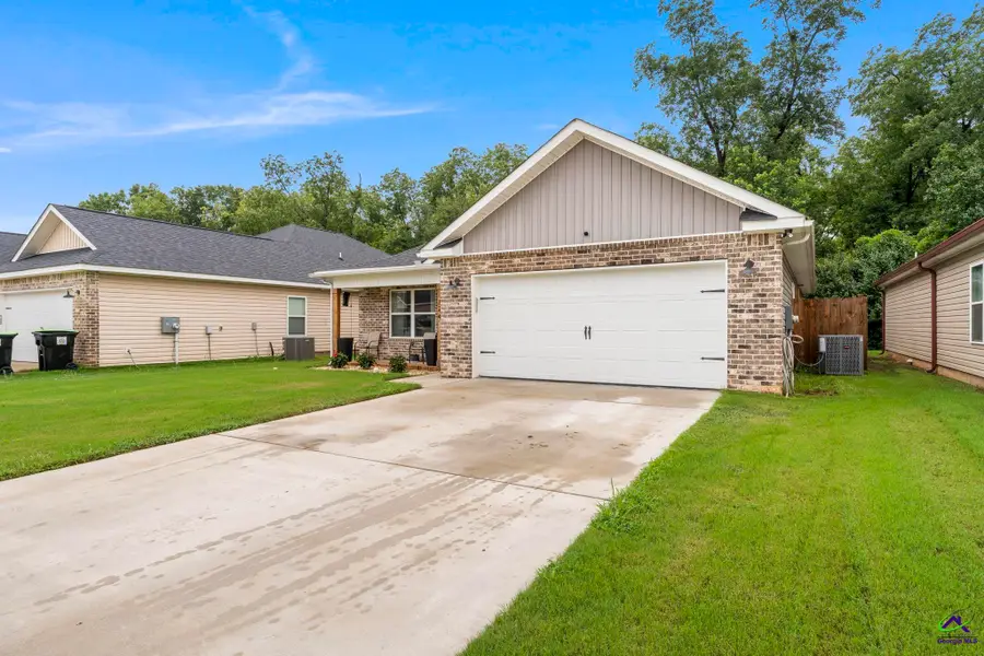124 North Sky Drive, Warner Robins, GA 31093 - #2