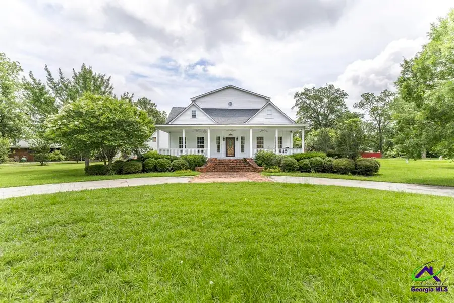 224 Oak Ave, Pinehurst, GA 31070 - #2