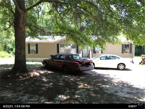 305 Briar Creek Ln, Lizella, GA 31052