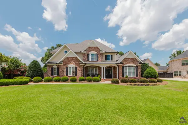 402 Avondale Circle, Warner Robins, GA 31088