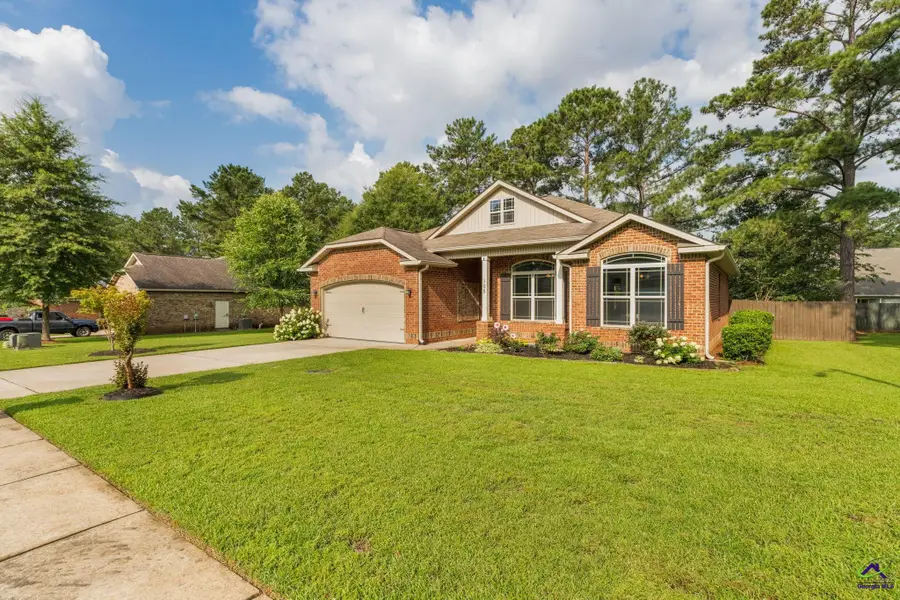 105 Bedford Ct., Perry, GA 31069 - #2