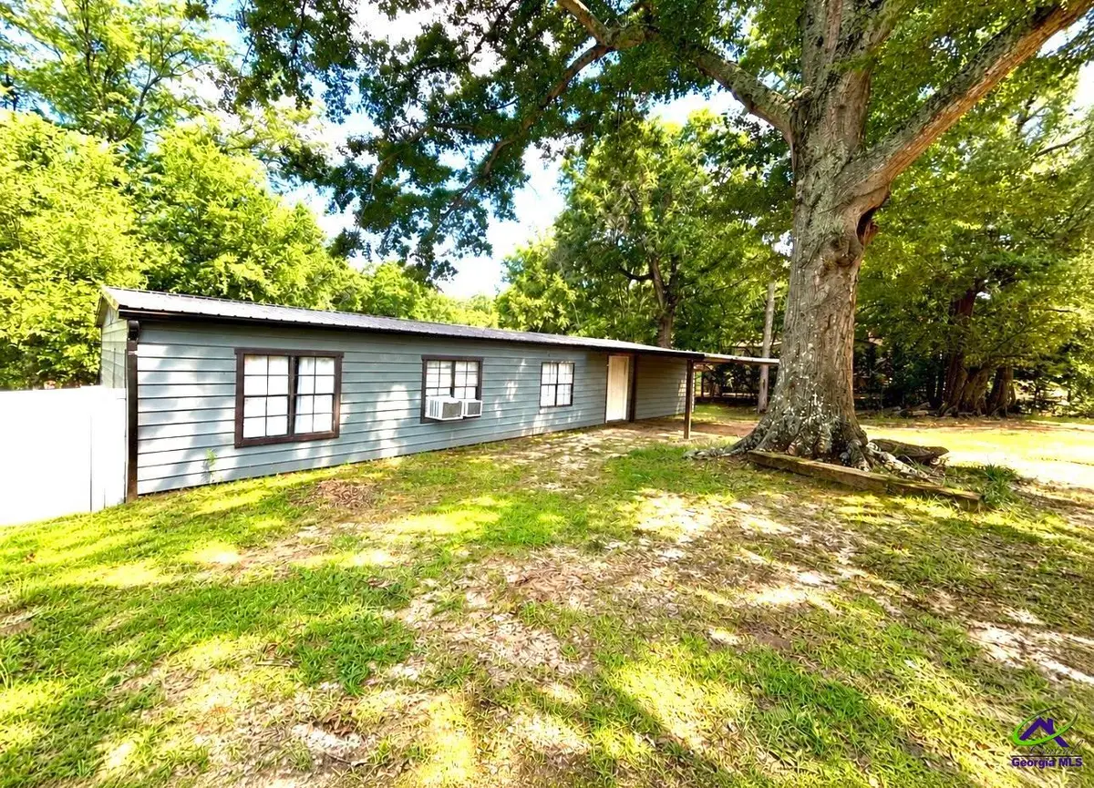 11 Marion Dr, Fort Valley, GA 31030 - #1