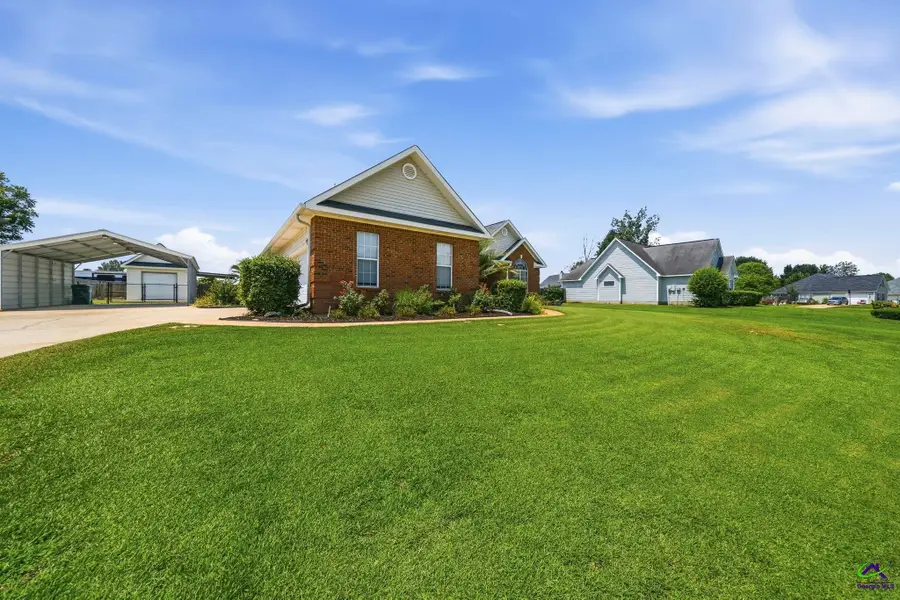 128 Spring Chase Circle, Kathleen, GA 31047 - #3