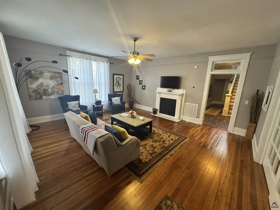 307 W church Street, Fort Valley, GA 31030 - #3