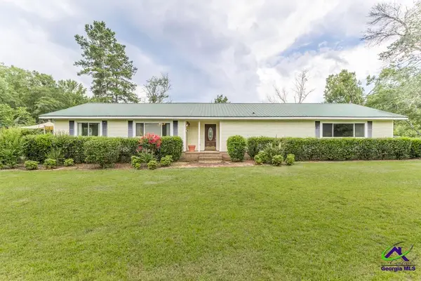 184 Davis Rd, Knoxville, GA 31050