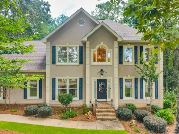 203 Westbury Court, Warner Robins, GA 31088