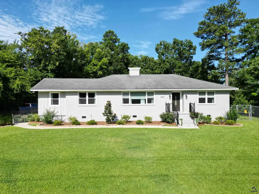 660 Forest Hill Rd, Macon, GA 31210 - #2