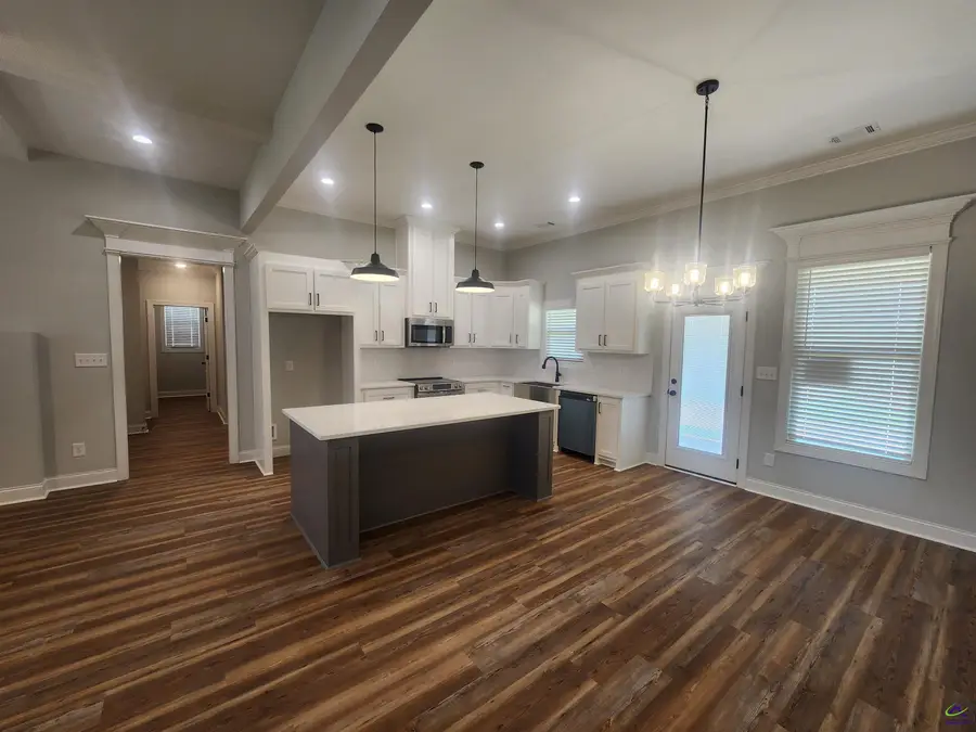 303 Firelight Dr, Byron, GA 31008 - #2