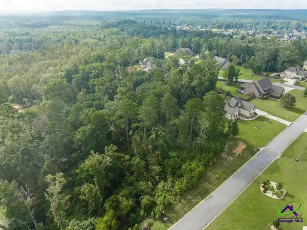 1063 Chattahoochee Drive, Bonaire, GA 31005