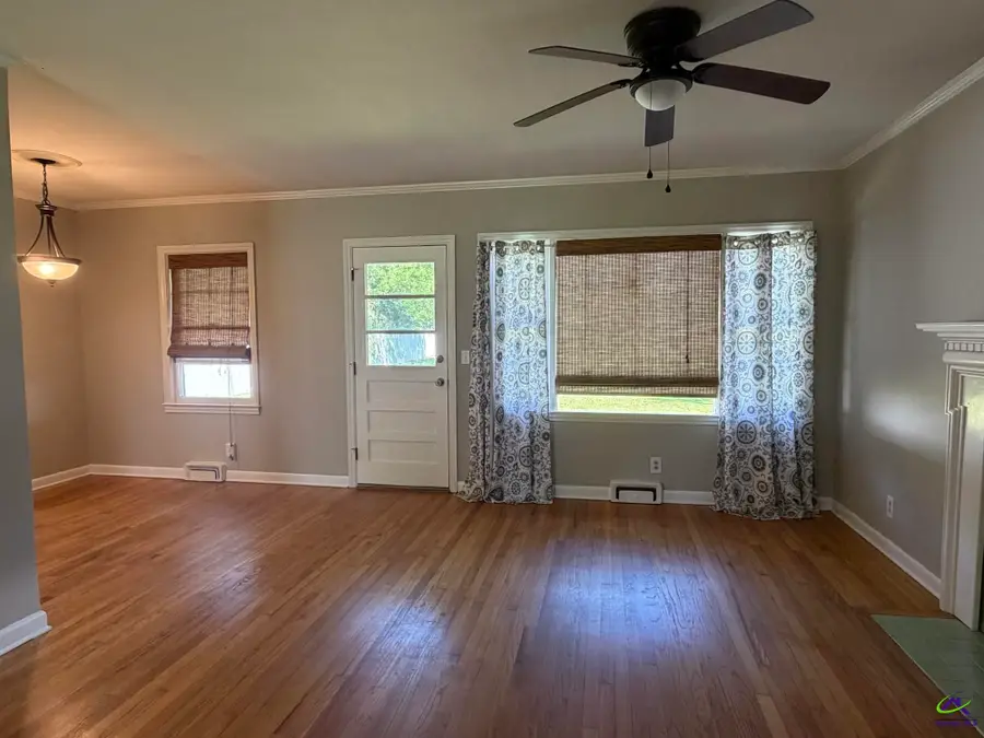 108 Peter St, Cochran, GA 31014 - #3