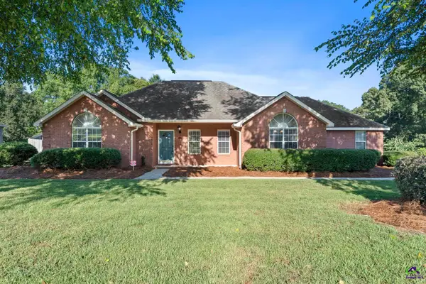 116 Wisteria Dr, Bonaire, GA 31005