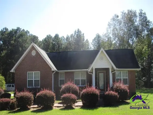 6890 Knoxville RD, Lizella, GA 31052