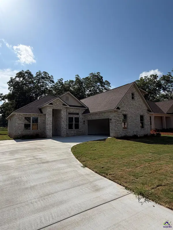 1 Pleasant Oaks Drive, Perry, GA 31069