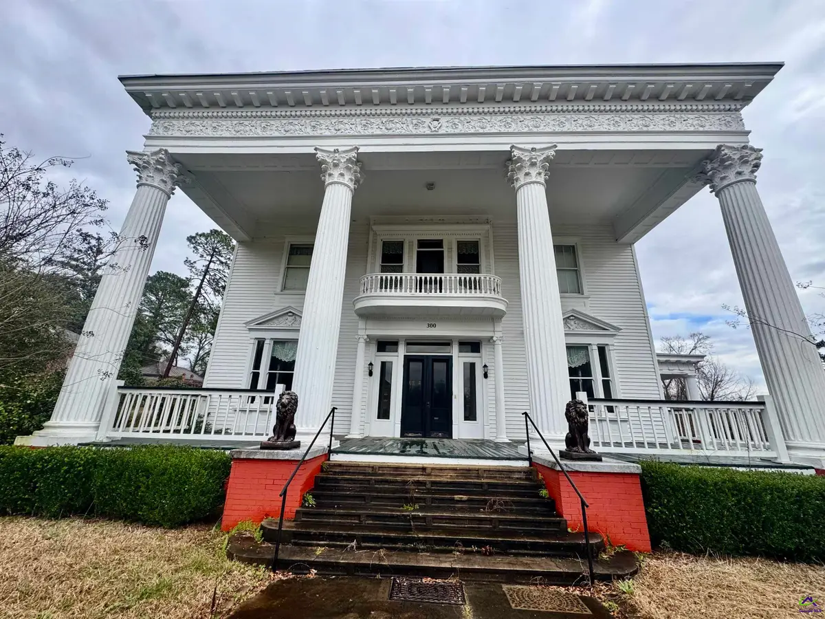 300 N Dooly Street, Montezuma, GA 31063 - #1