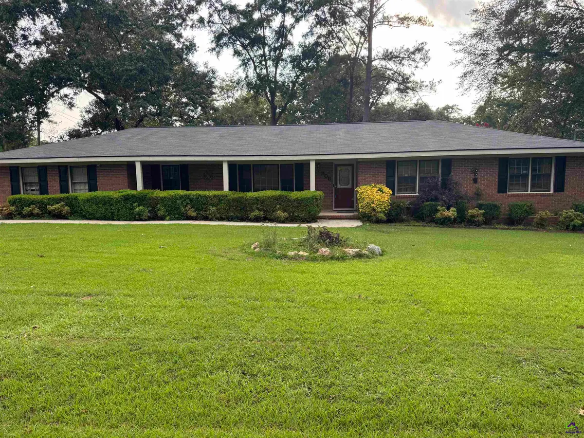 306 Hillcrest Avenue, Warner Robins, GA 31088 - #1