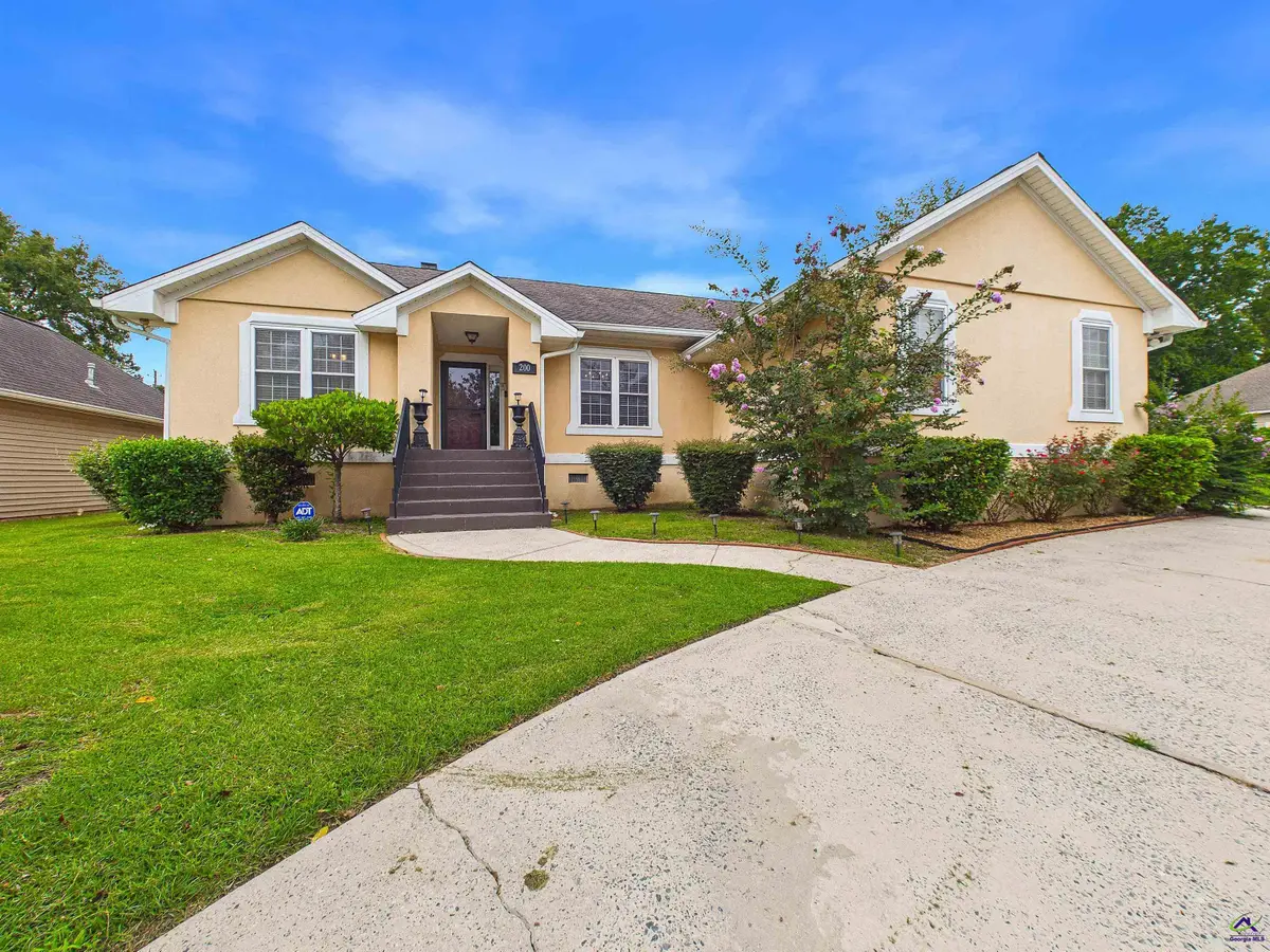 200 Autumn Trace Court, Macon, GA 31210 - #1