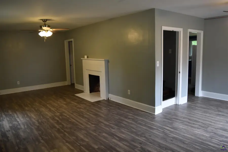 224 Oak Street, Fort Valley, GA 31030 - #2