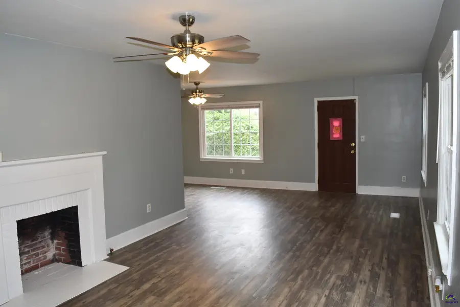 224 Oak Street, Fort Valley, GA 31030 - #3