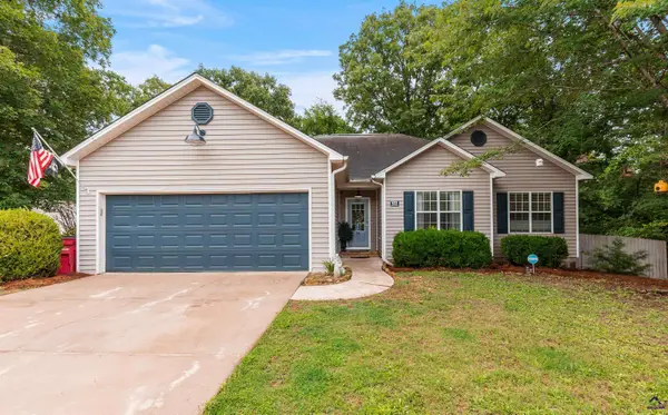 422 Hickory Glen Glen, Centerville, GA 31028